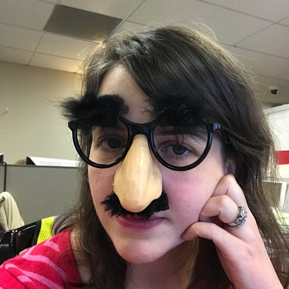 Meet your Posher, Elizabeth